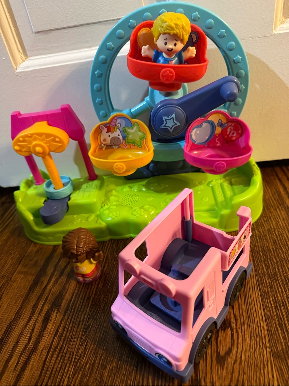 Fisher Price Little People Carnival Set